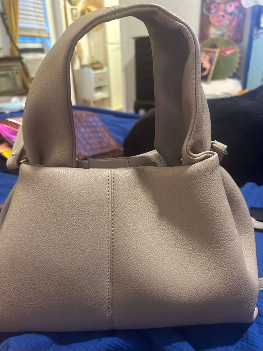 Versatile Taupe Shoulder Bag with Detachable Strap - Picture 2 of 3